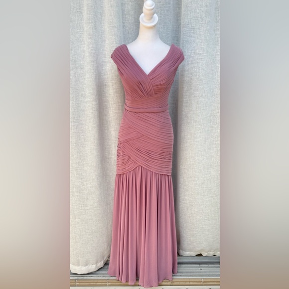 La femme dusty rose pink elegant ruched body maxi dress gown - Picture 2 of 10